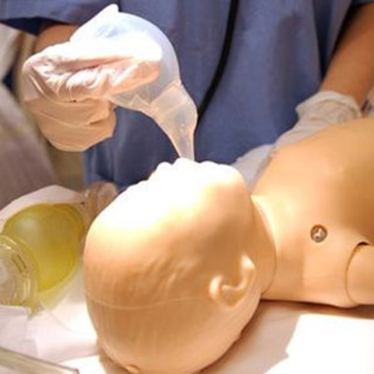 RE570(2).jpg RE570(2).jpg